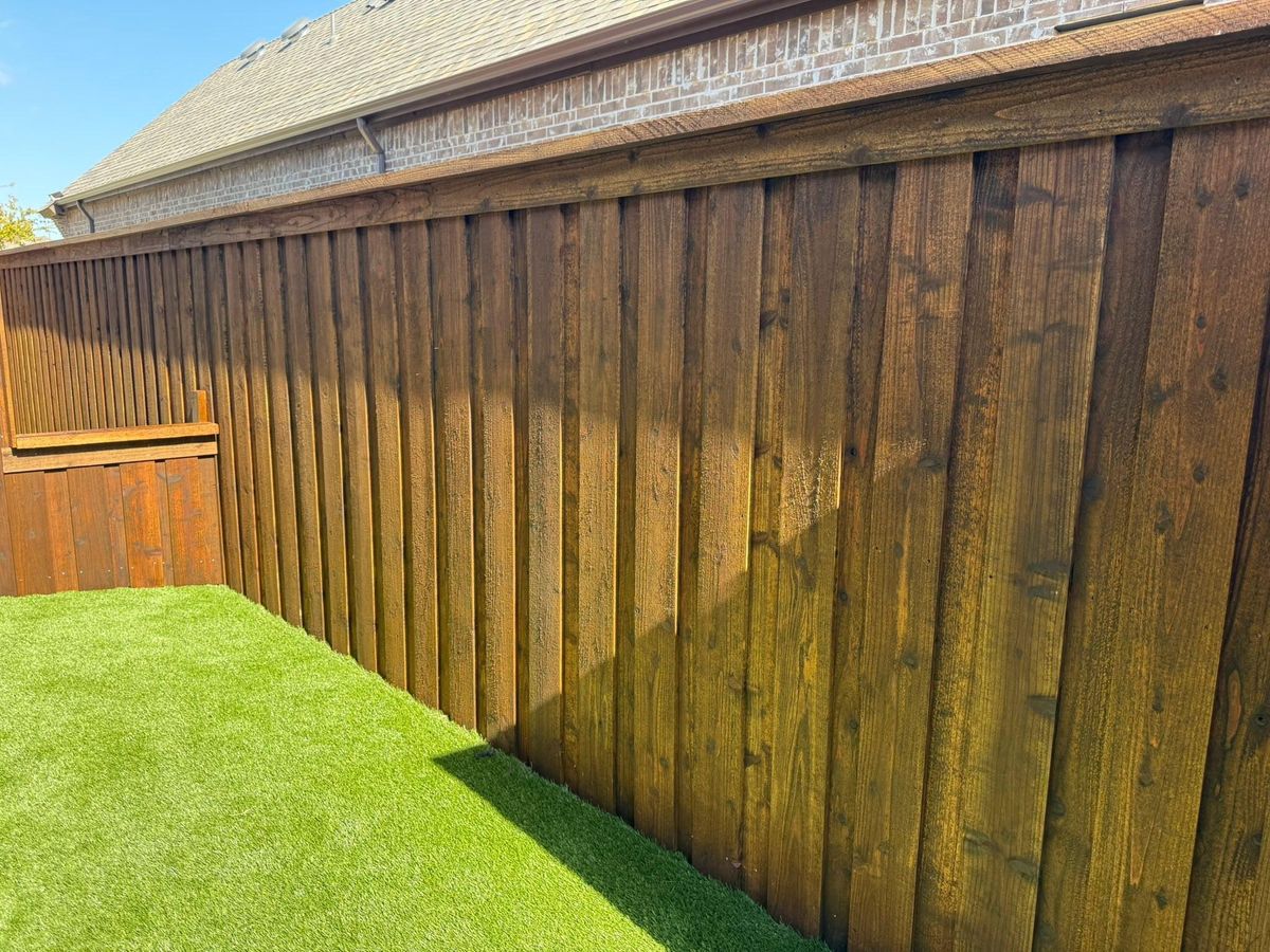 Metal Fence Builders for B1D Fencing & Outdoors in Fort Worth, TX