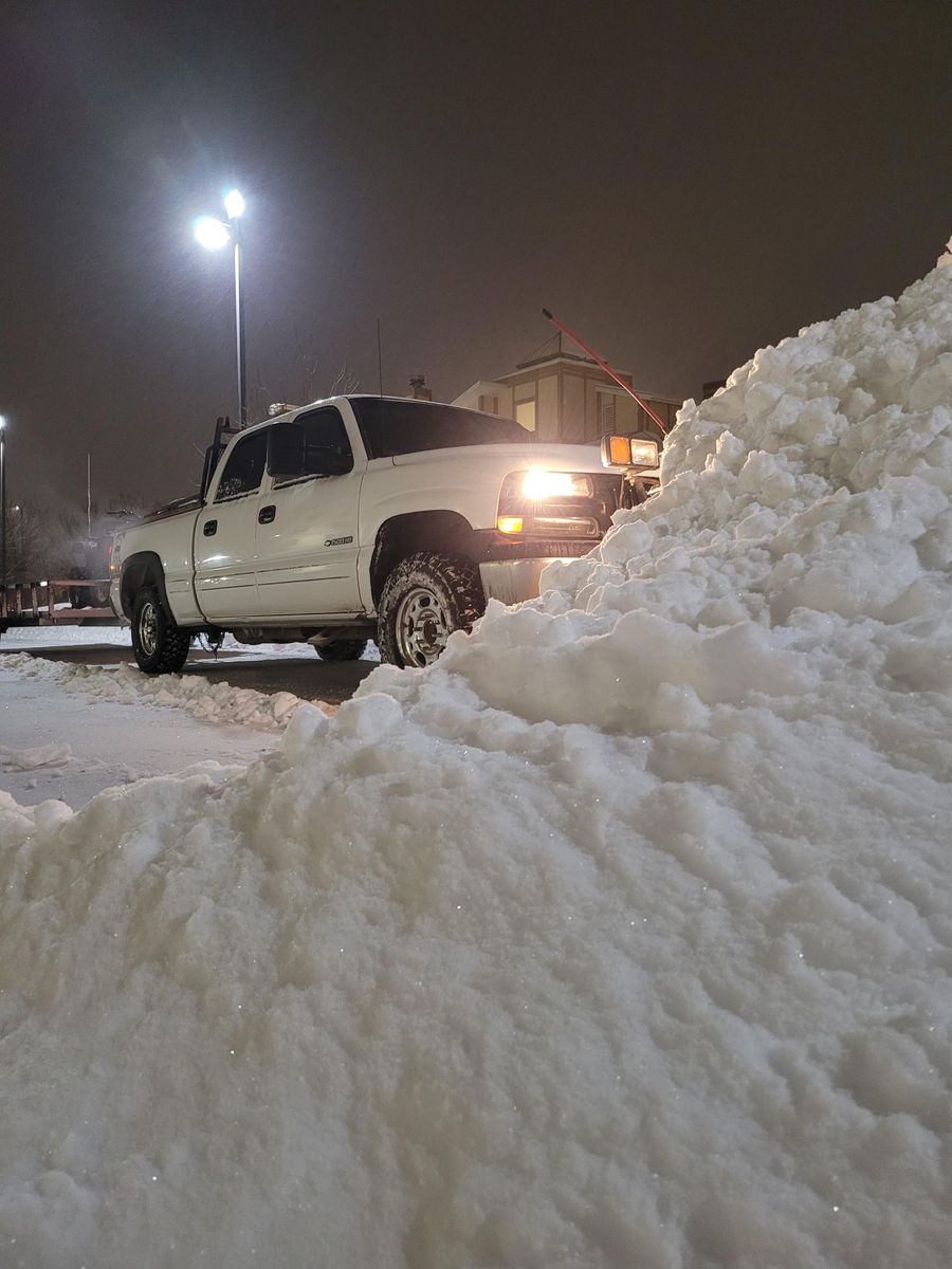 Snow Removal for Yeti Snow and Lawn Services in Helena, Montana
