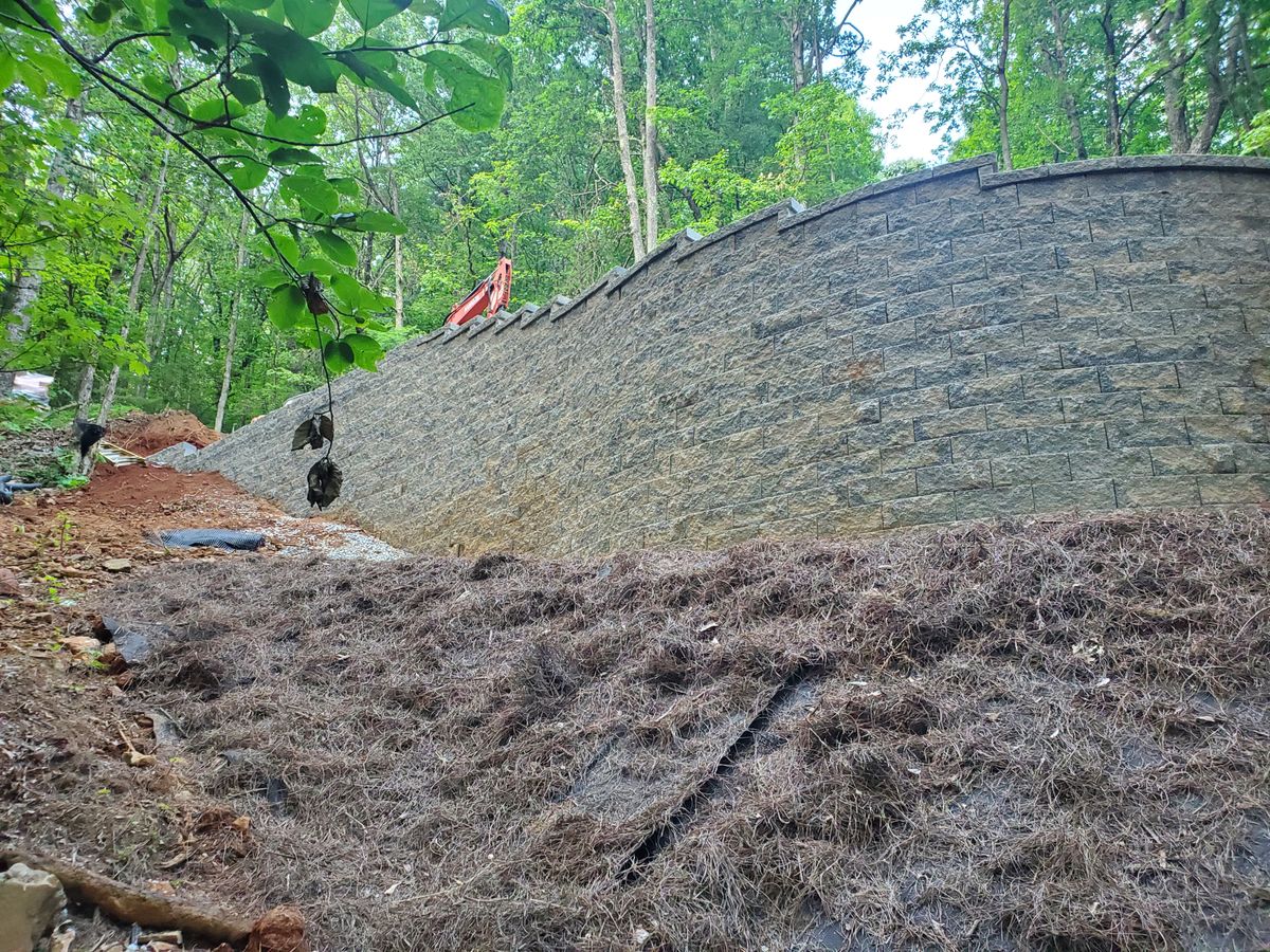 Patios & Retaining Walls for HC Construction & Grading in Clayton, GA