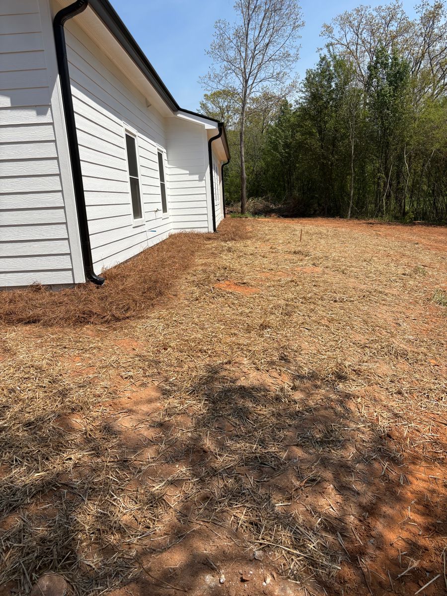 Mulch and Pinestraw Installation for Taylormade Lawn Management in Clarkesville, GA
