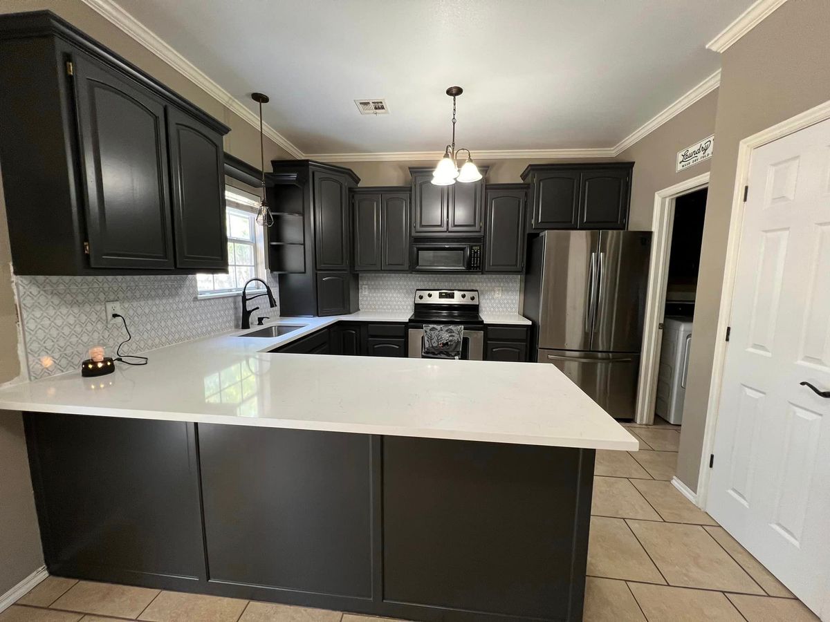 Kitchen and Cabinet Refinishing for Color Splash Painting in Tulsa, OK