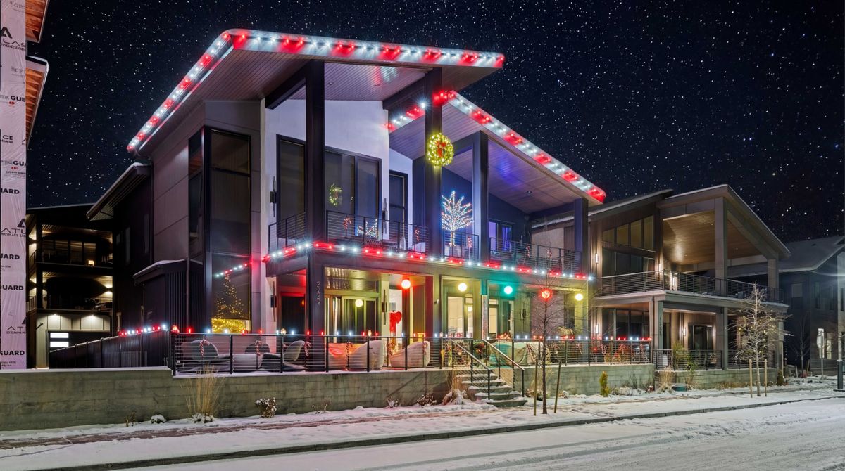 Christmas Lights for Swift Serve in Coeur d'Alene, ID