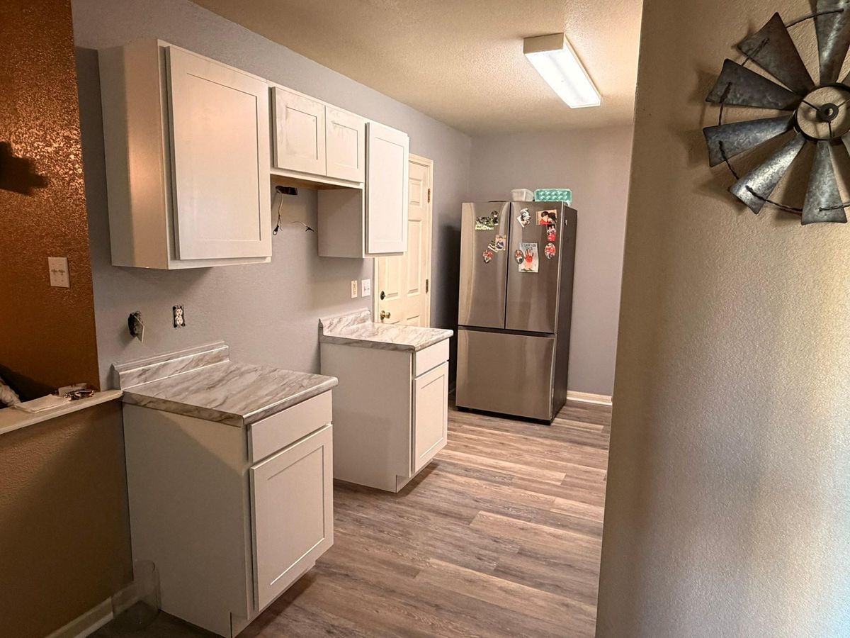 Flooring for R E Tanner Home Improvement in Buckholts, TX