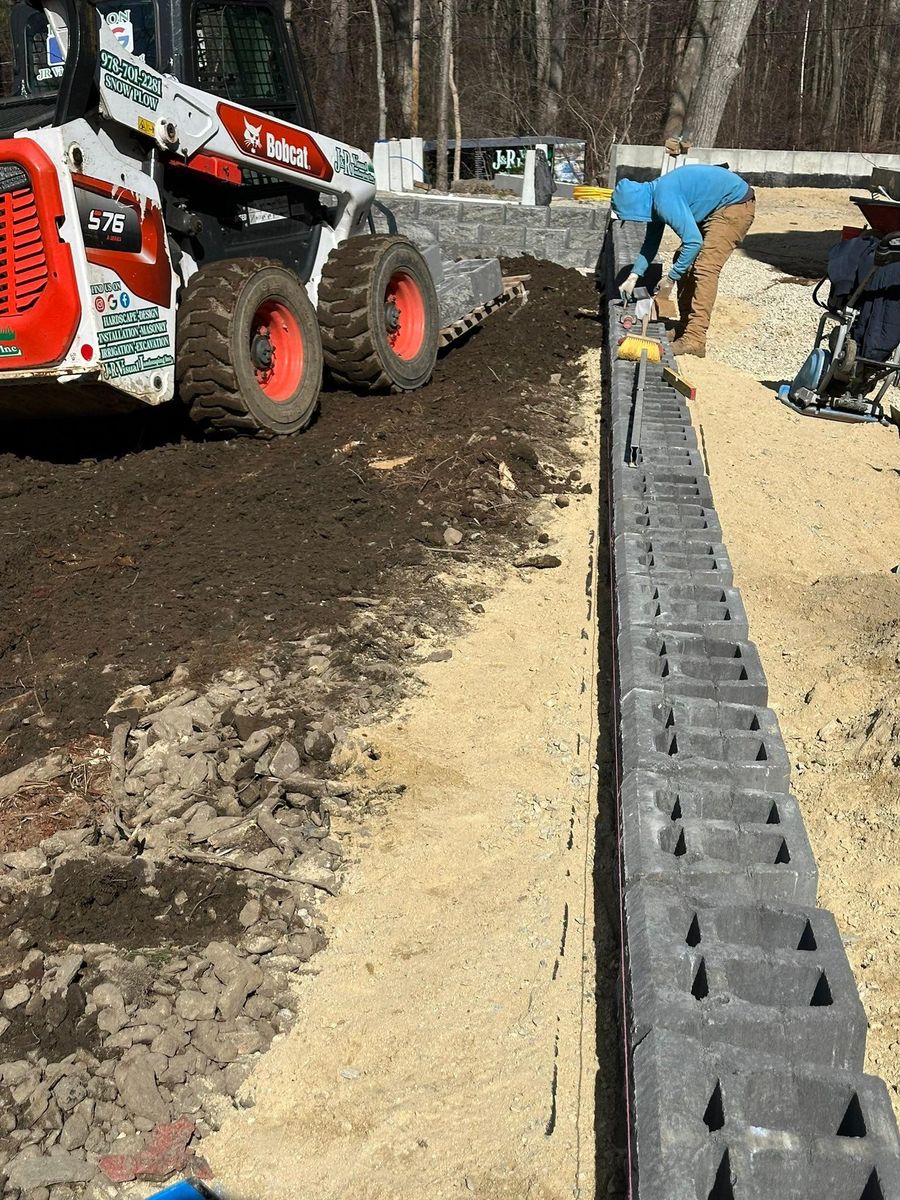 Retaining Wall Construction for J & R VISUAL LANDSCAPING in Haverhill, MA
