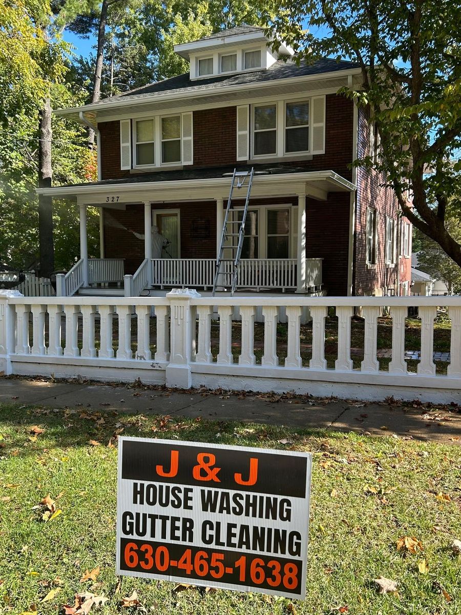 Home Softwash for J&J Power Washing and Gutter Cleaning in Geneva, IL