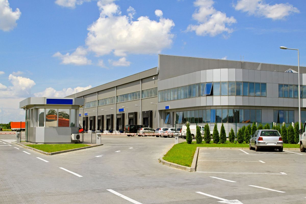 Commercial Property Maintenance for J&E Tree & Excavation Services in Sandy, PA