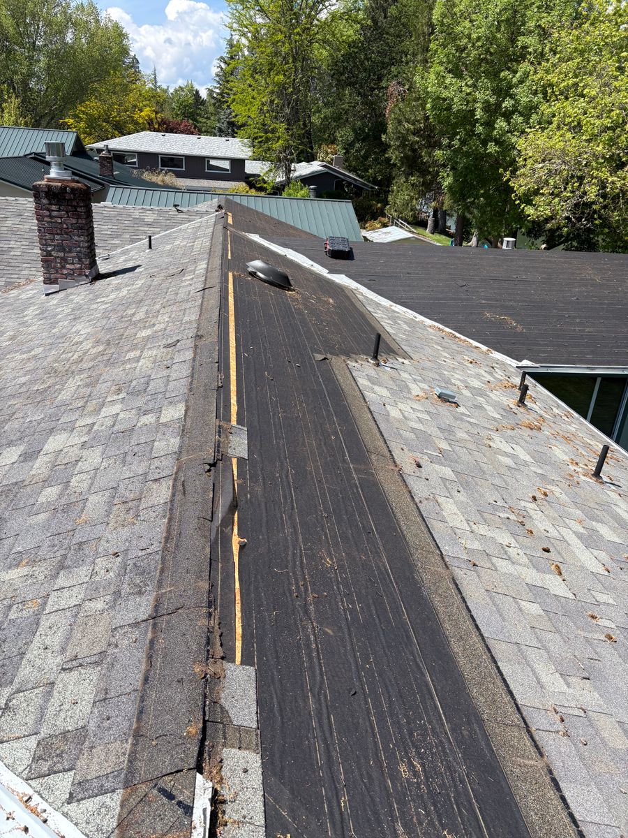 Roofing Repairs for Crestwell Roofing Plus LLC in Grants Pass, OR