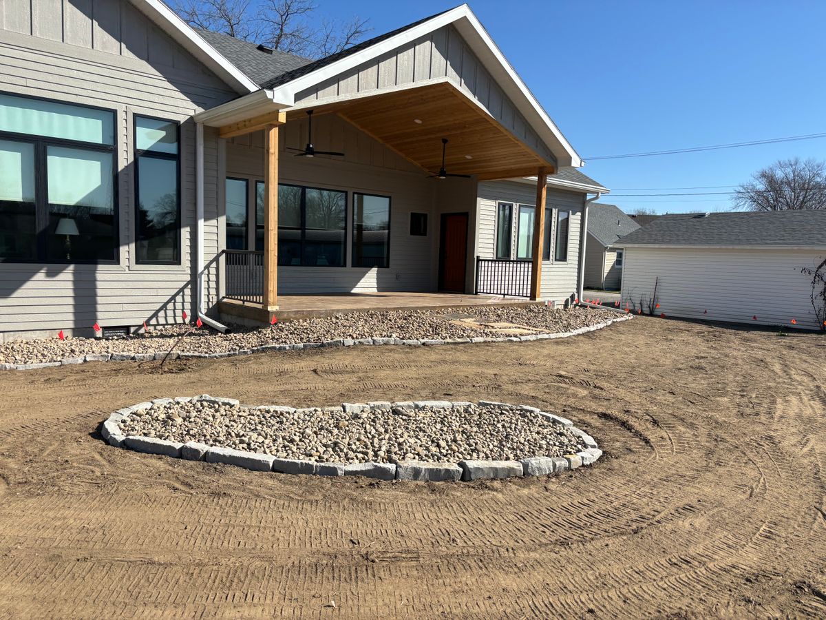 Hardscape Design and Installation for Thomas' Lawn Care in Maryville, MO