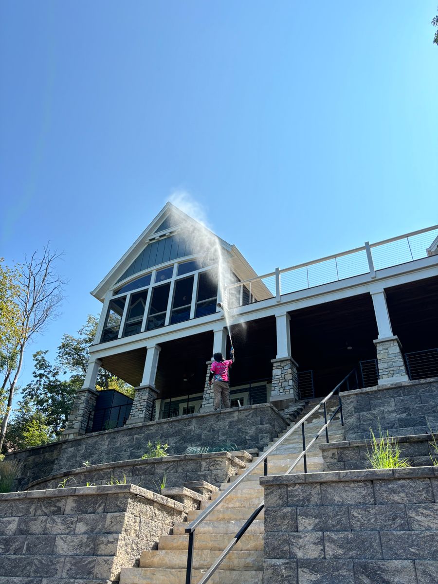 Pressure Washing/House Washing for Bulldog Cleaning Services in Walworth County, WI