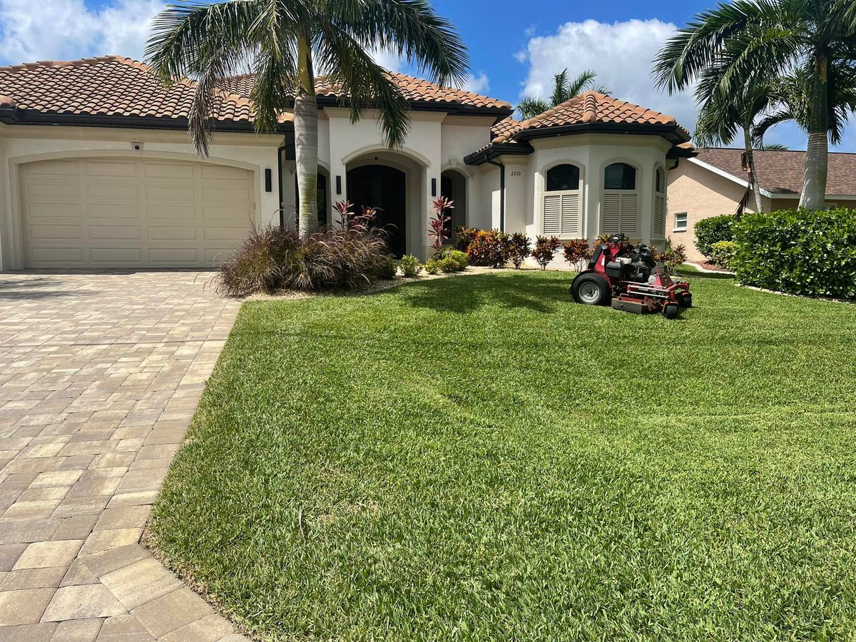 Lawn Maintenance for Lawn Caring Guys in Cape Coral, FL