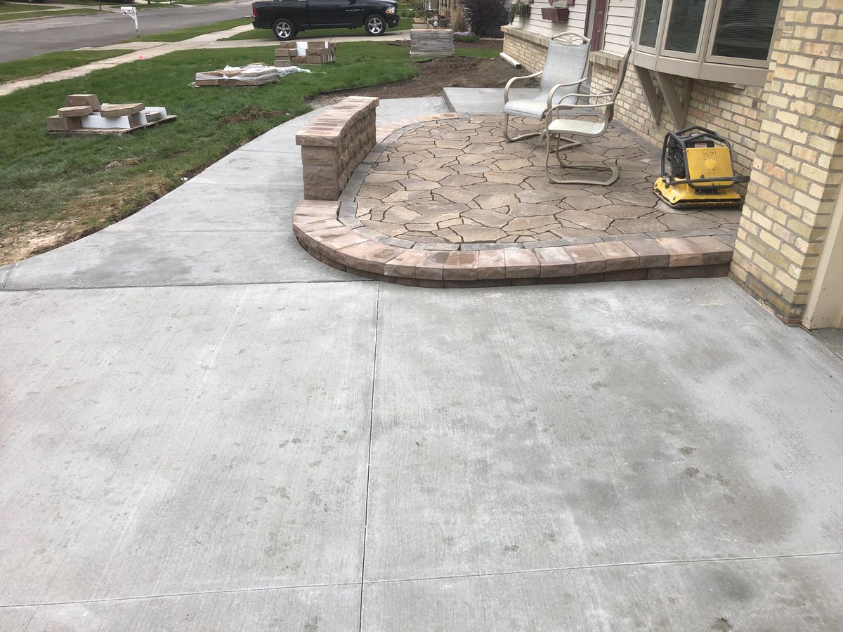 Hardscapes for Paradise Lawnscapes in West Bend, WI