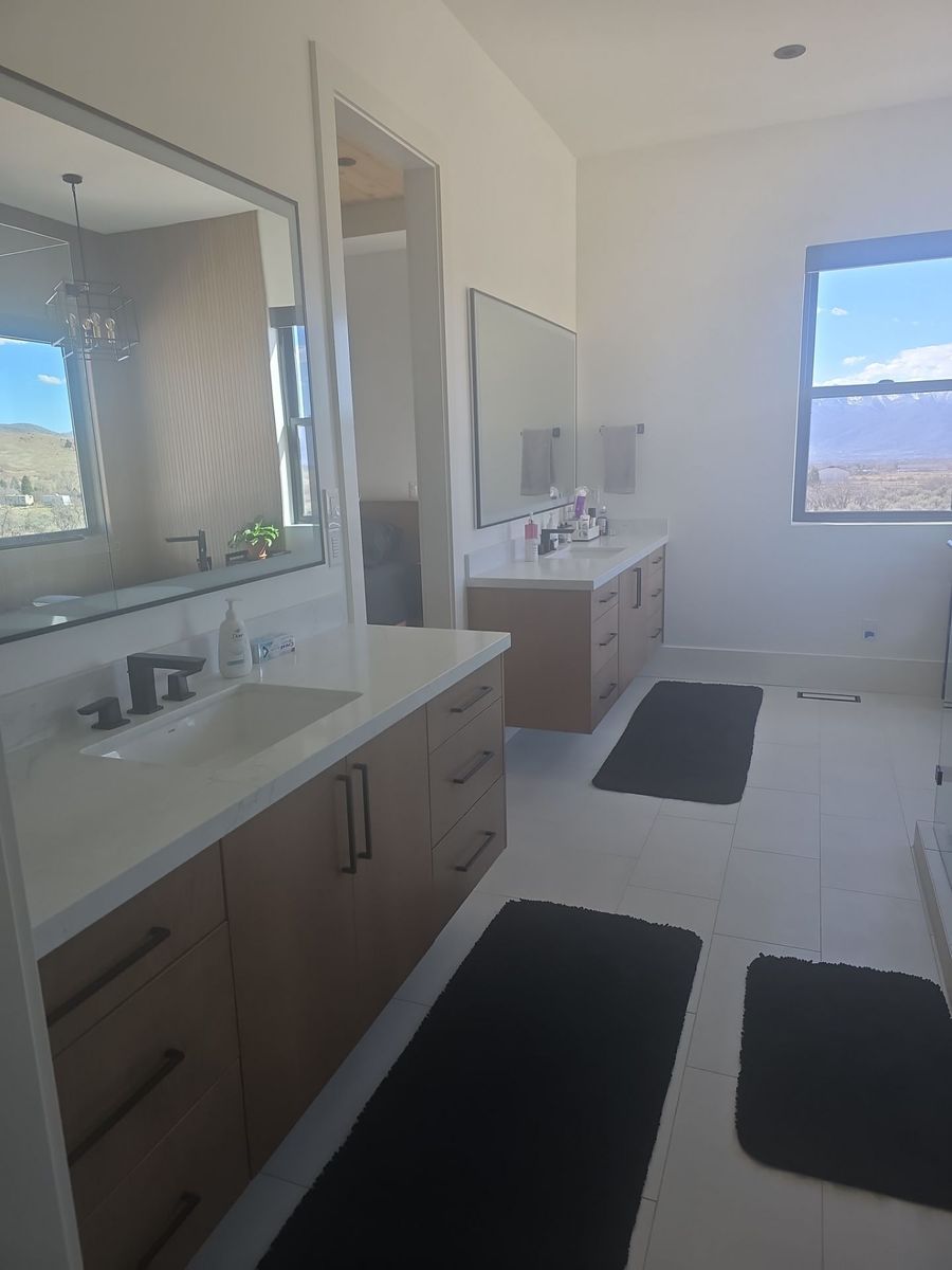 Counter Tops for Rob Terry Cabinets in Springville, UT