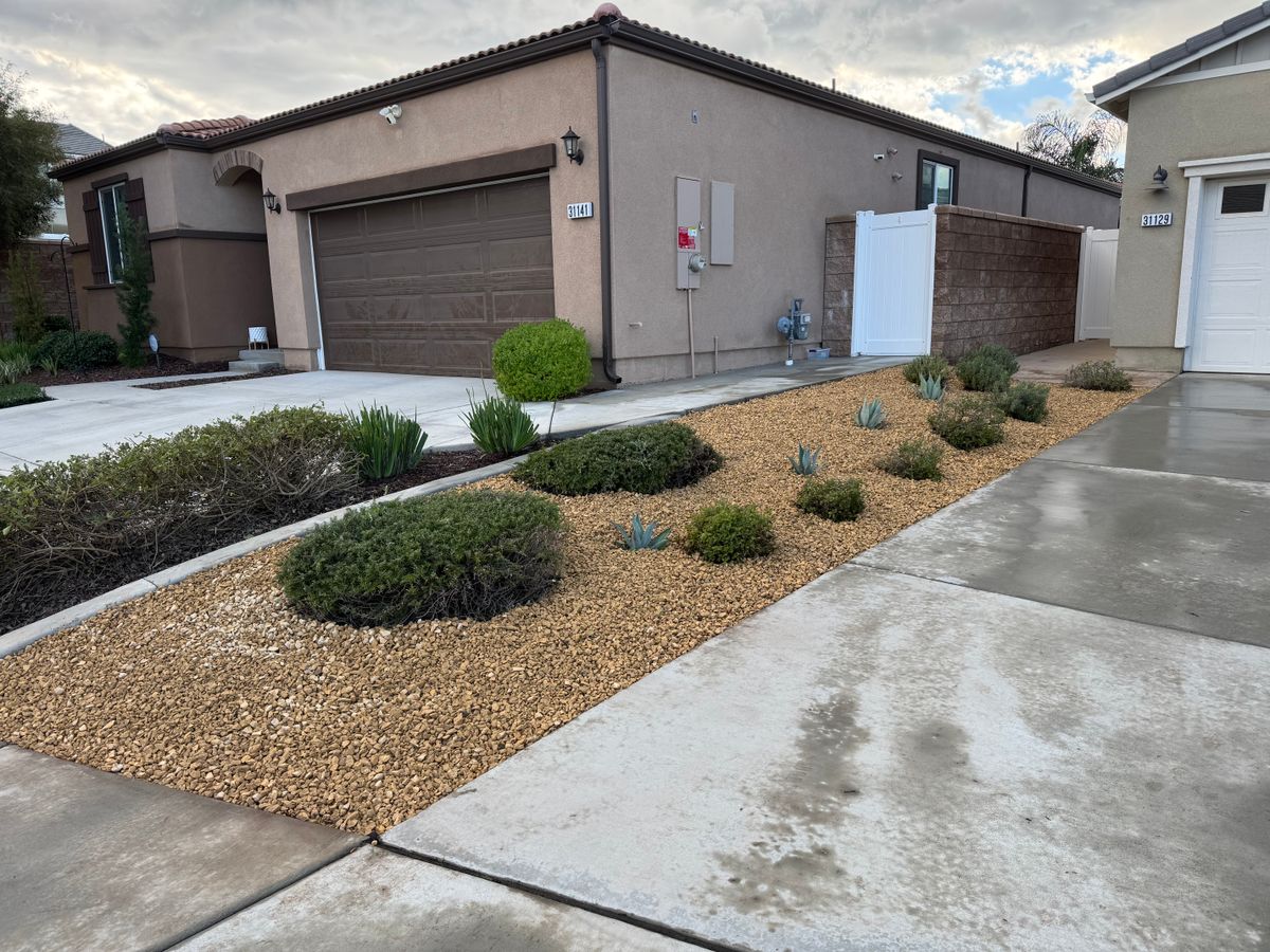 Concrete Edging for Aidan Jade Landscaping in Riverside County, CA