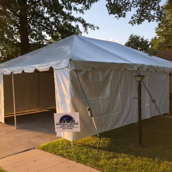 Tents for Adams County Bounce Houses, LLC in Decatur, IN