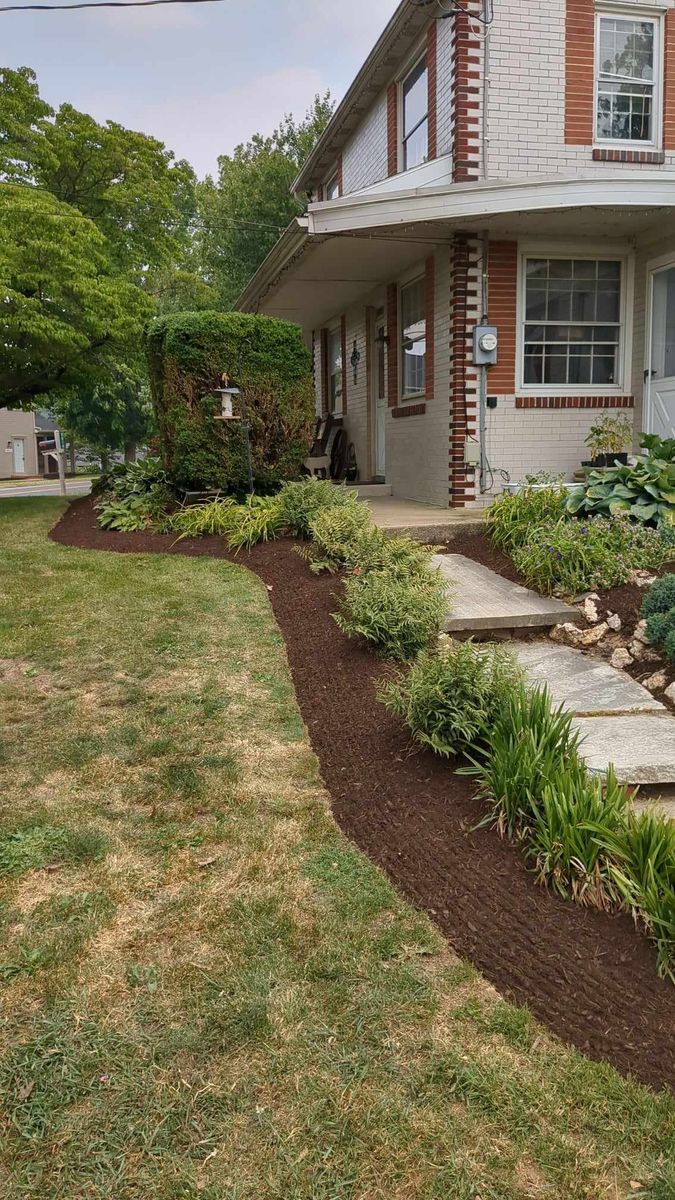 Landscaping Services for Conoy Acres Lawn Service in Elizabethtown, PA