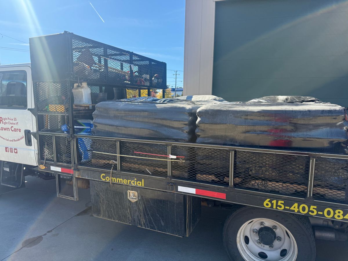 Lawn Aeration & Overseeding for The Right Price Right Choice Lawn Care Services in Murfreesboro, TN