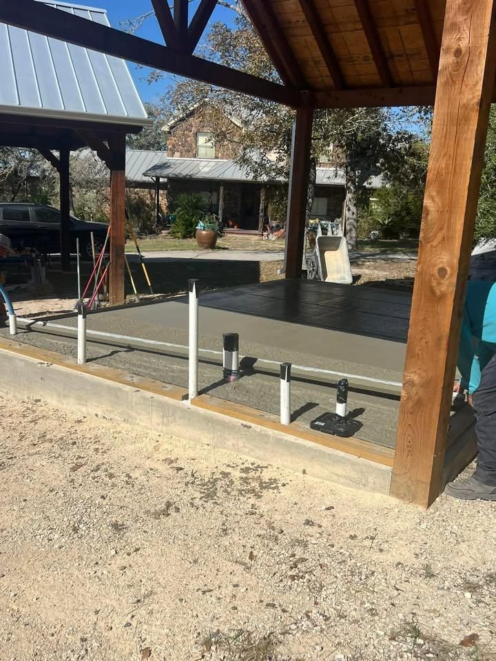 Concrete Construction for King Services in Seguin, TX