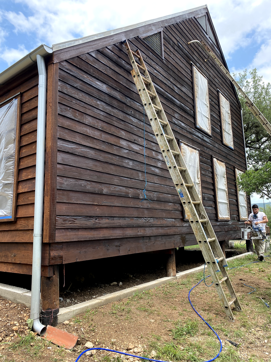 Painting and Staining for De Leon Carpentry & Renovation  in Leakey, TX