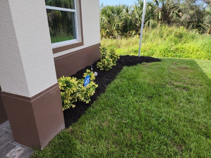 Mulch Installation for Southern Pride Turf Scapes in Lehigh Acres, FL