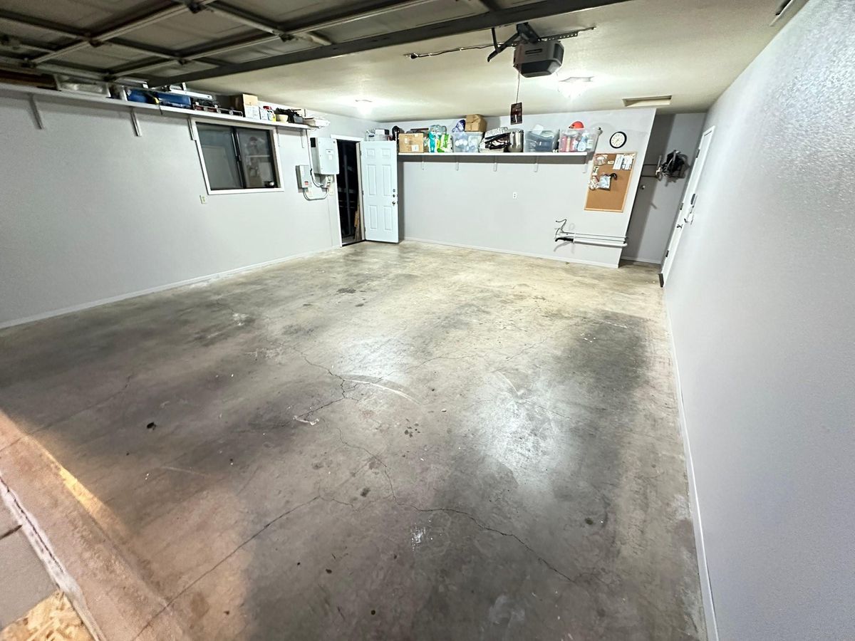 Garages for PRYME EPOXY in Mayer, AZ