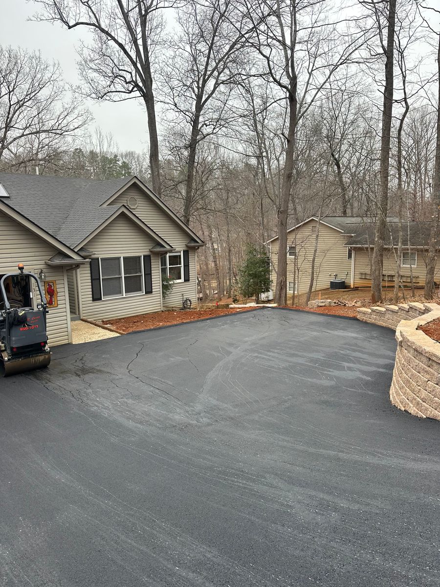 Sealcoating for James R Carter Paving in Roanoke, VA