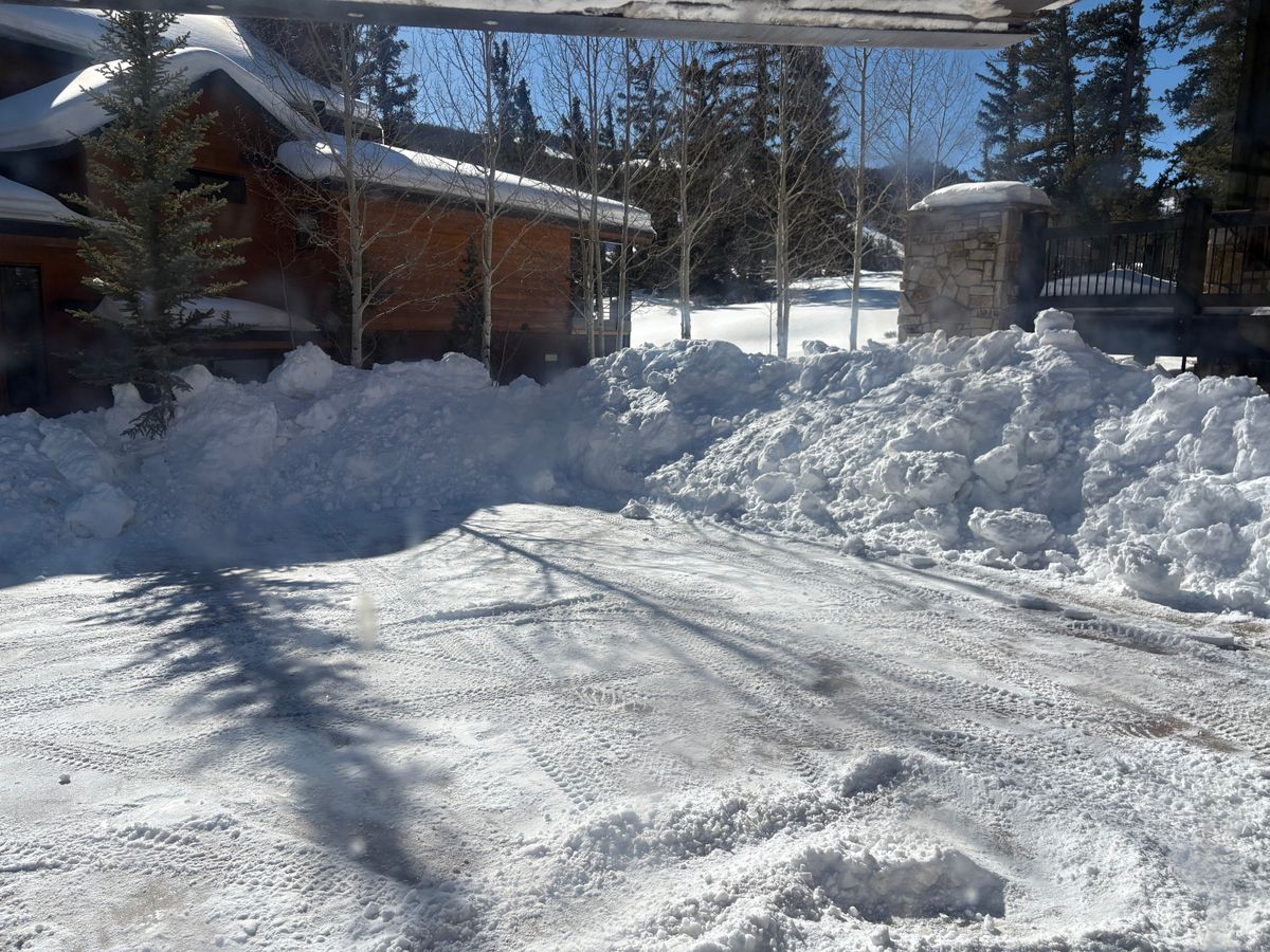 Snow Removal for Altitude Snow Removal in Silverthorne, CO