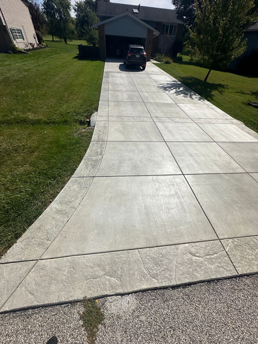 Driveway Installation for Fuentes Concrete Construction in Hammond, IN
