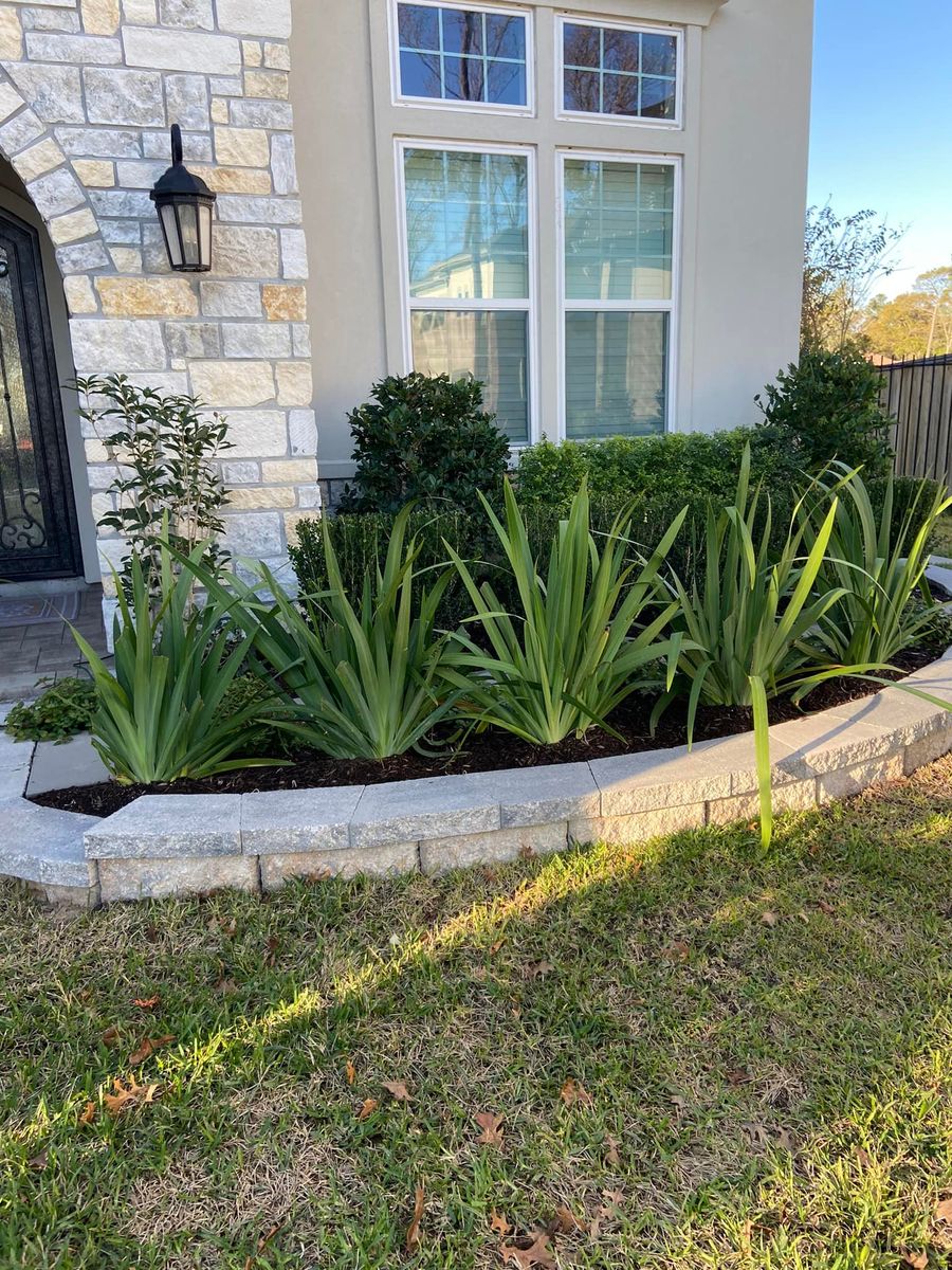 Landscape Installation for Atlas Land Design in Creekside Park, TX