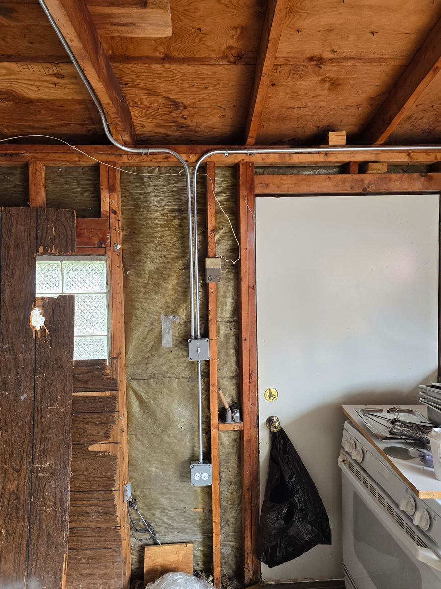 Outlet and Switch Installation for Grunt Electric in Bensenville, IL