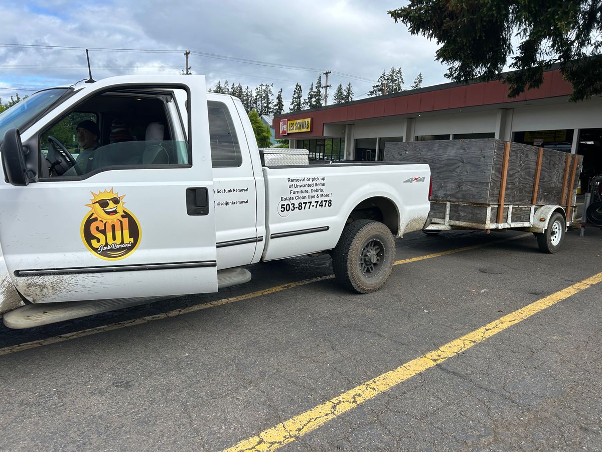 Commercial Junk Removal for Sol Junk Removal in Independence, OR