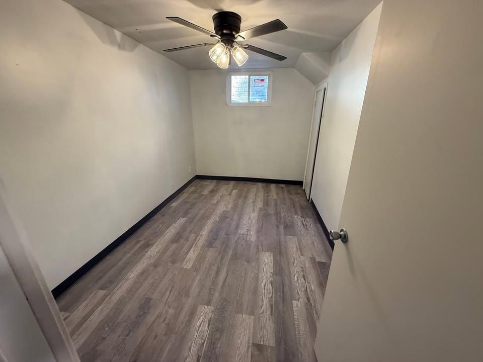 Flooring for Blue Collar Construction and Remodeling in White City, KS