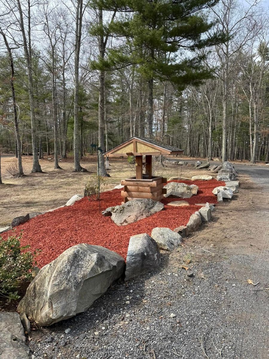 Mulch Installation for Navedo’s Lawn Care in Putnam, CT