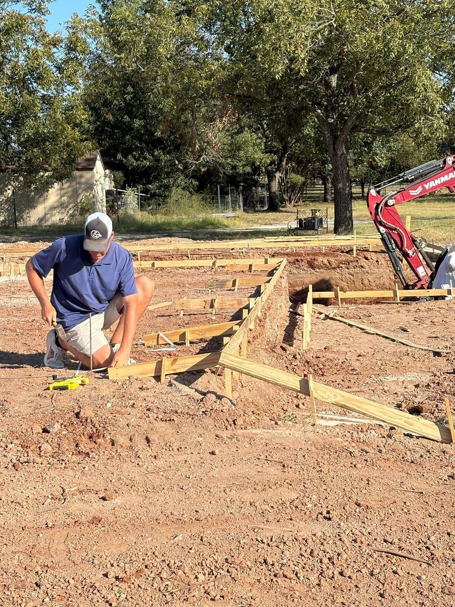 Custom Pool and Spa Construction for JP Pools in Gatesville, TX