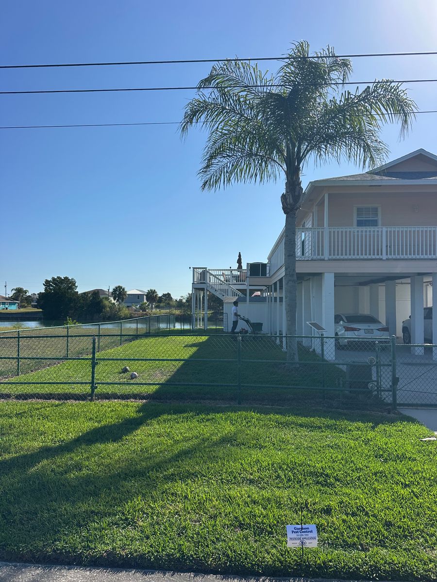 Lawn Spraying for Garrison Pest Control Inc in Hernando County, FL
