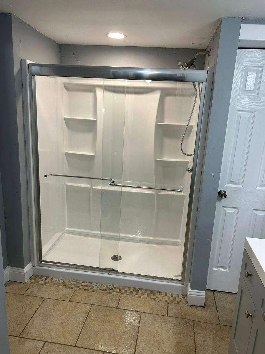 Kitchen and Bathroom Renovations for Steve Beth construction in Burleson, TX