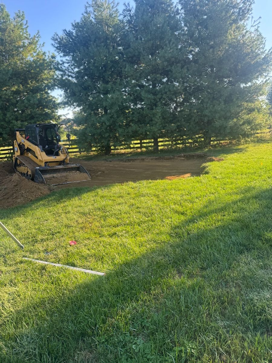 Excavation & Grading for DIRT PLUS LLC in Bowling Green, KY
