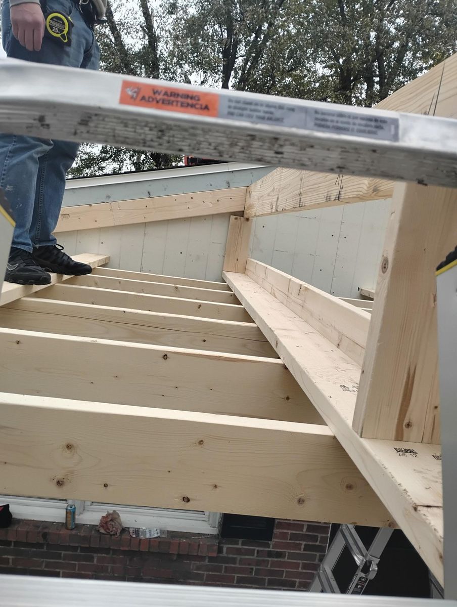 Roof Installation and Repair for E & C Handyman and Construction in Owensboro, KY