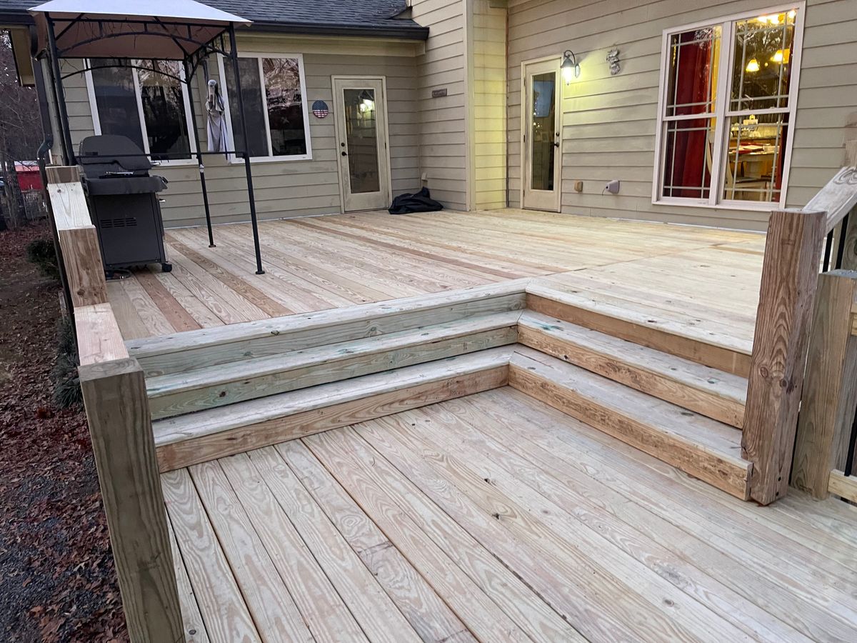 Deck Builds for Reed Construction Services LLC in Cartersville, GA