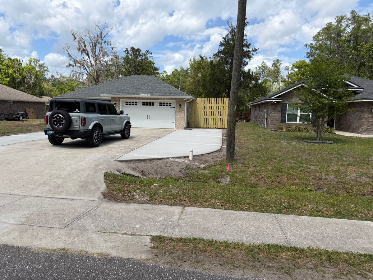 Driveway Construction for Sloan's Concrete in Hilliard, FL