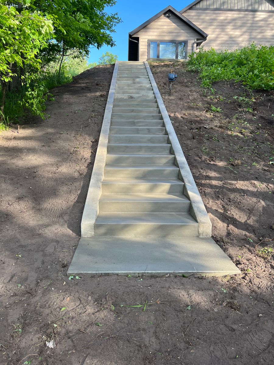 Concrete Steps for Divine Designs General Contracting LLC  in Minneapolis, MN
