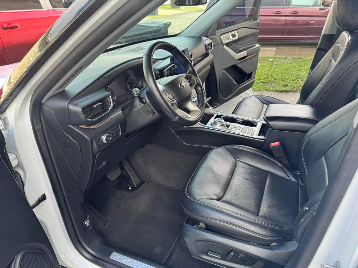 Basic Interior for EastSide AutoDetail LLC in Honolulu, HI