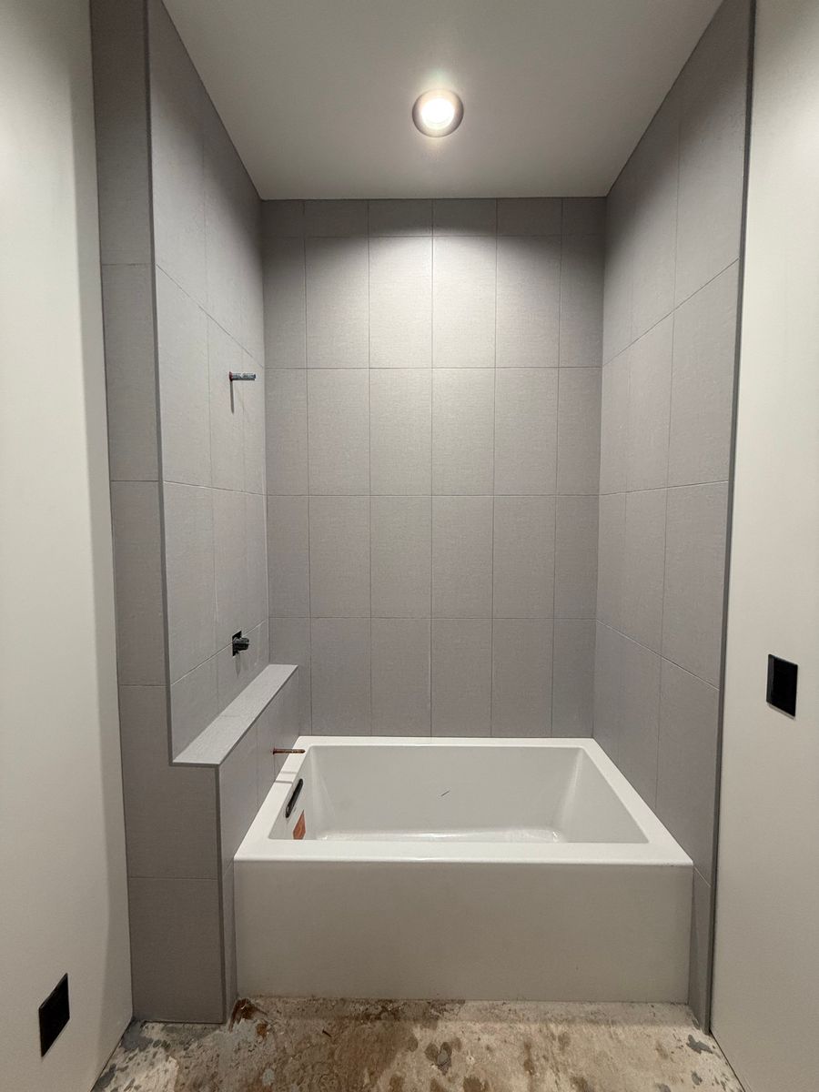 Shower Tiling for C&N Flooring Solutions LLC in Chino Valley, AZ