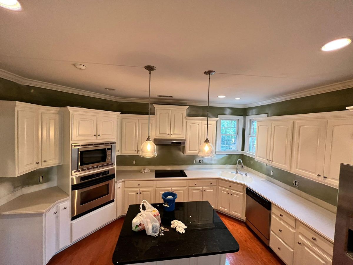 Kitchen and Cabinet Refinishing for Castle Painting & Home Improvements in Savannah, GA