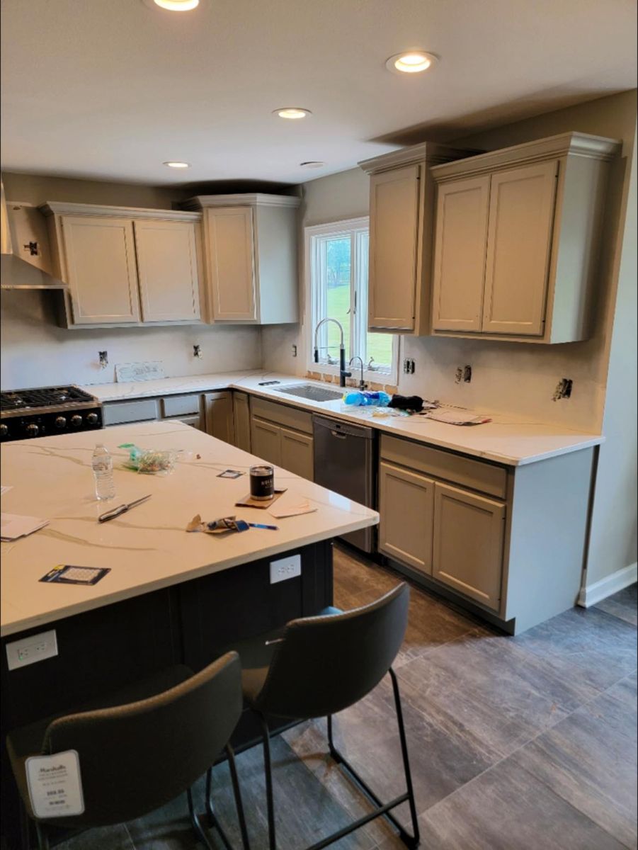 Kitchen and Cabinet Refinishing for Four Seasons Painting LLC  in Youngstown,  OH