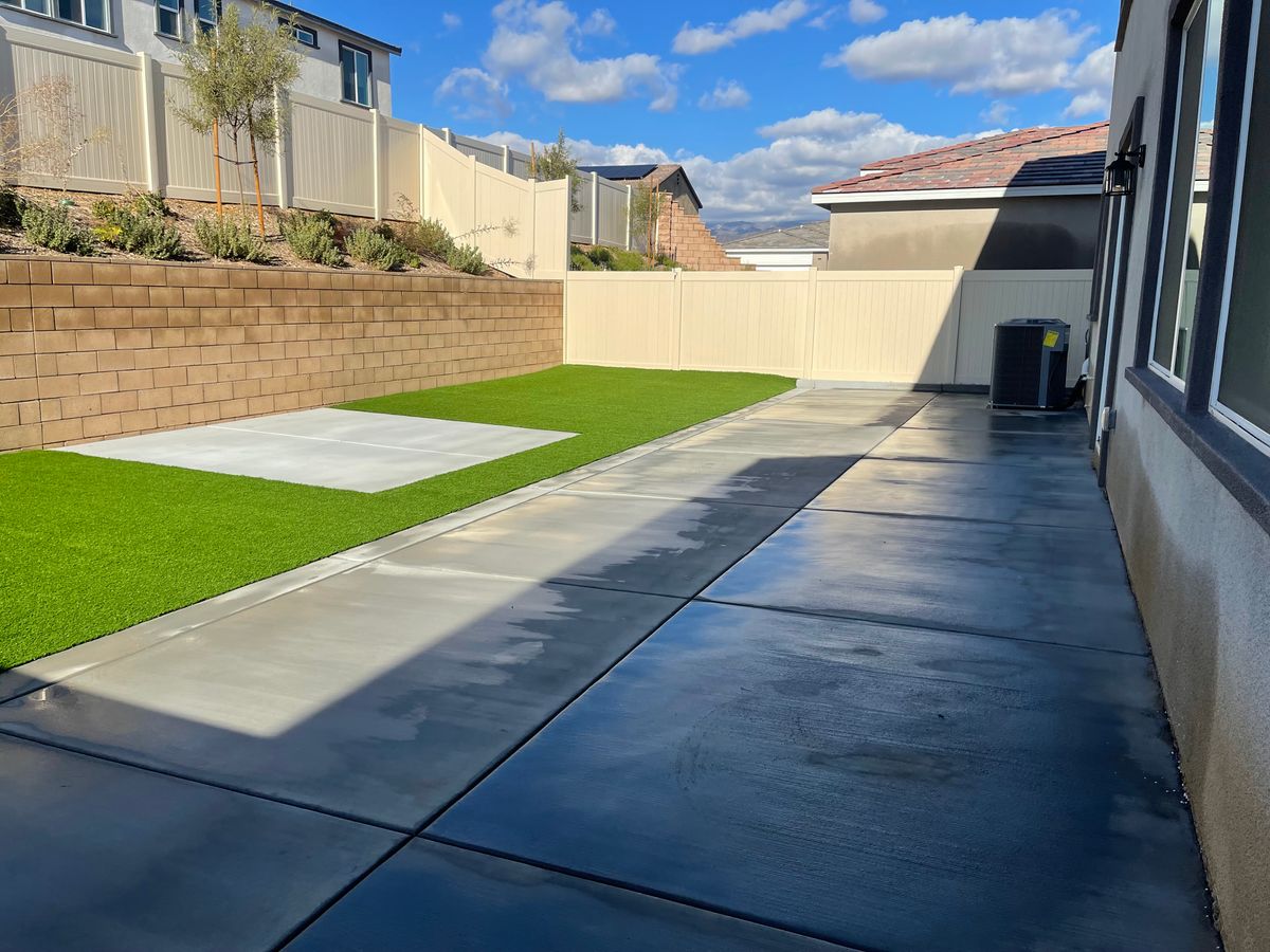Concrete for Aidan Jade Landscaping in Riverside County, CA