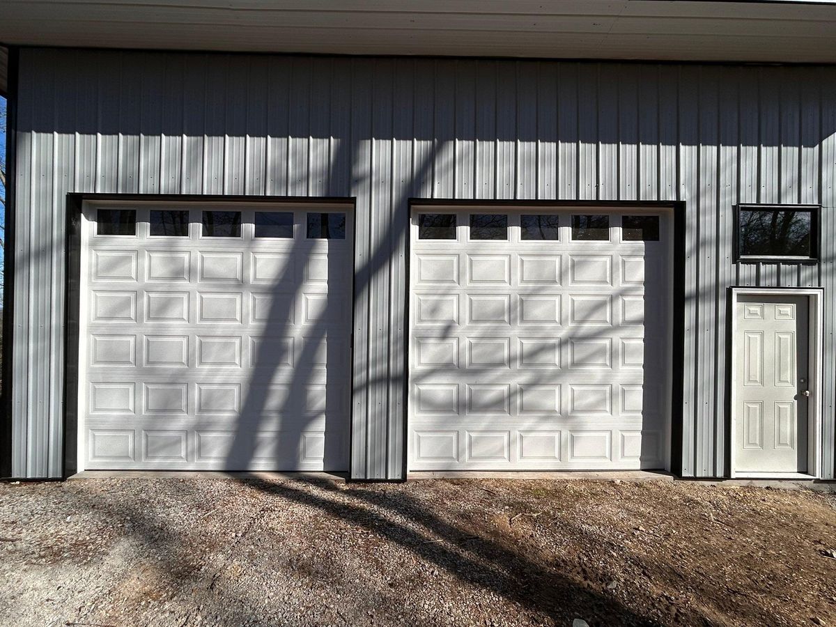 Garage Door Repair for C & B Garage Doors, LLC in Tellico Plains, TN