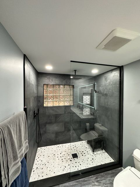 Custom Showers for Down Home Contracting in Beaver County, PA