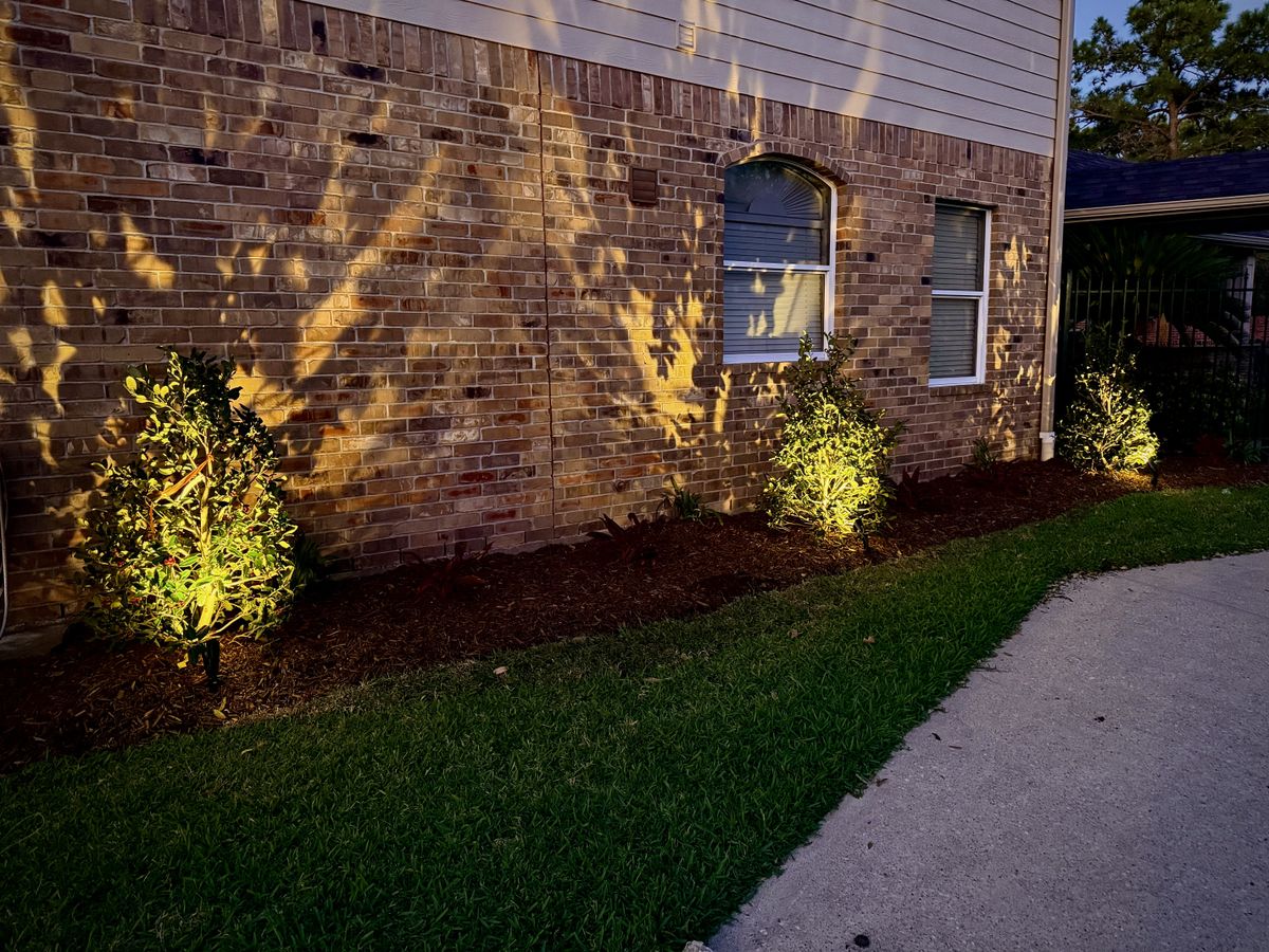 Mulch Installation for Full Armor Landscapes in League City, TX