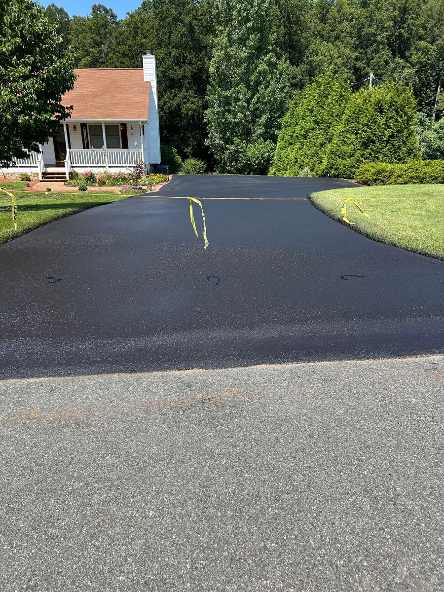 Sealcoating for James R Carter Paving in Roanoke, VA