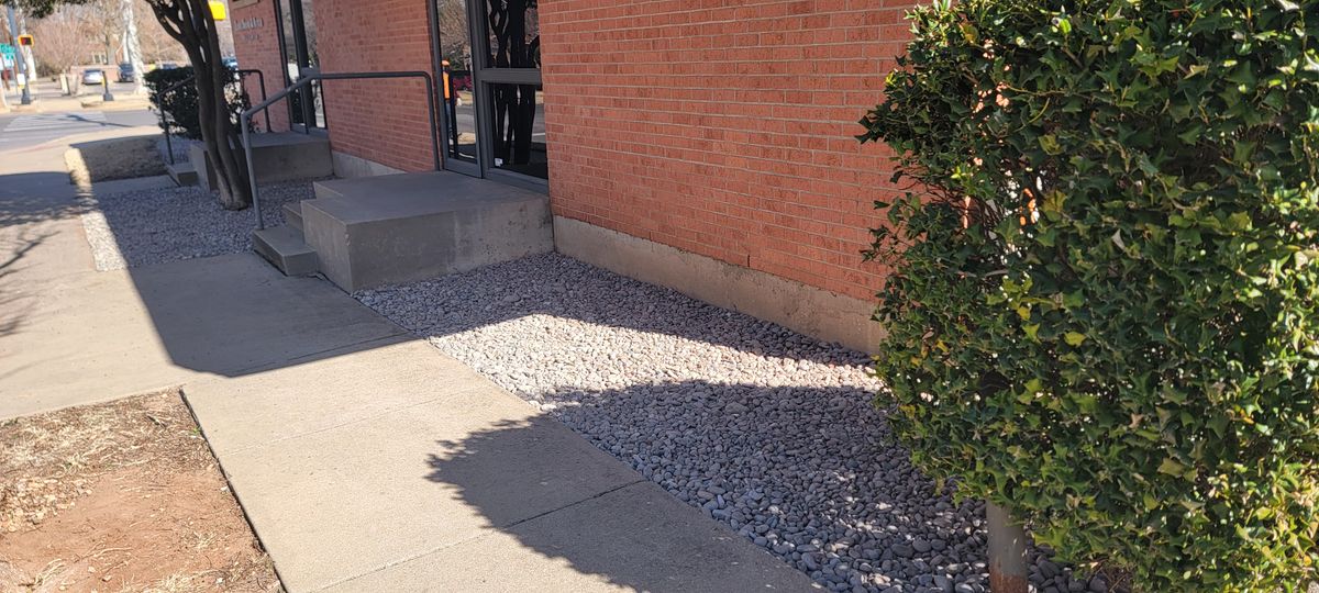 Shrub Trimming for DeLoera Total Lawncare in Oklahoma City, Oklahoma